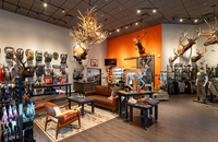 Hunting Retail & Club Customers
